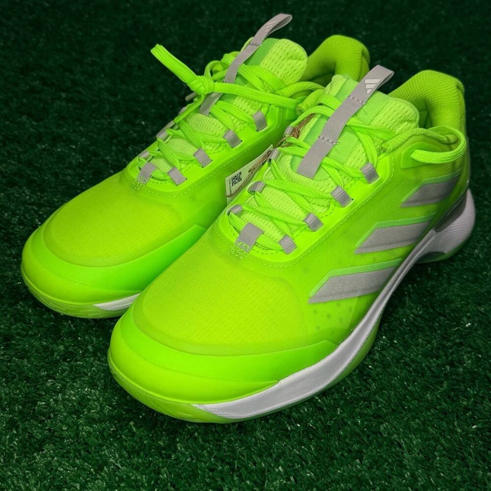 Adidas Avacourt 2 Tennis Shoes IH0463 Women’s 8.5 Green Athletic Sneakers